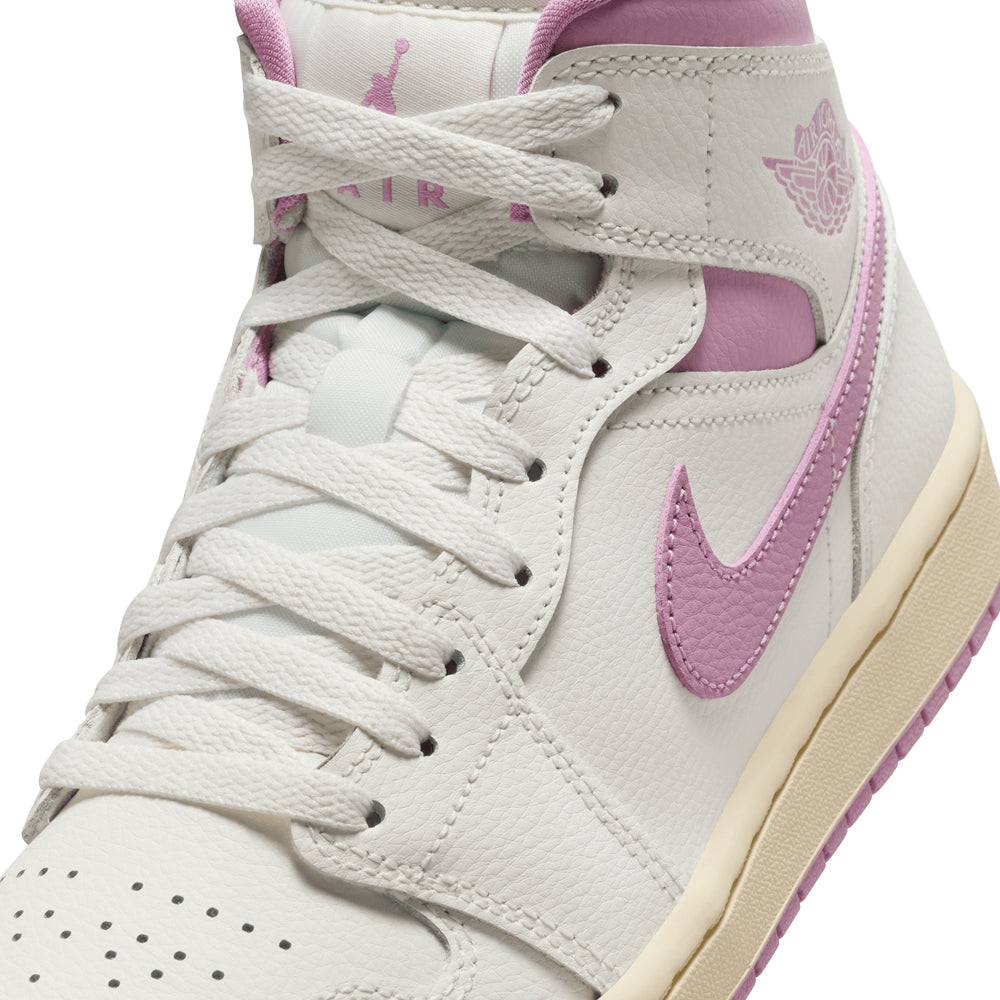 nike air jordan 1 mid gg
