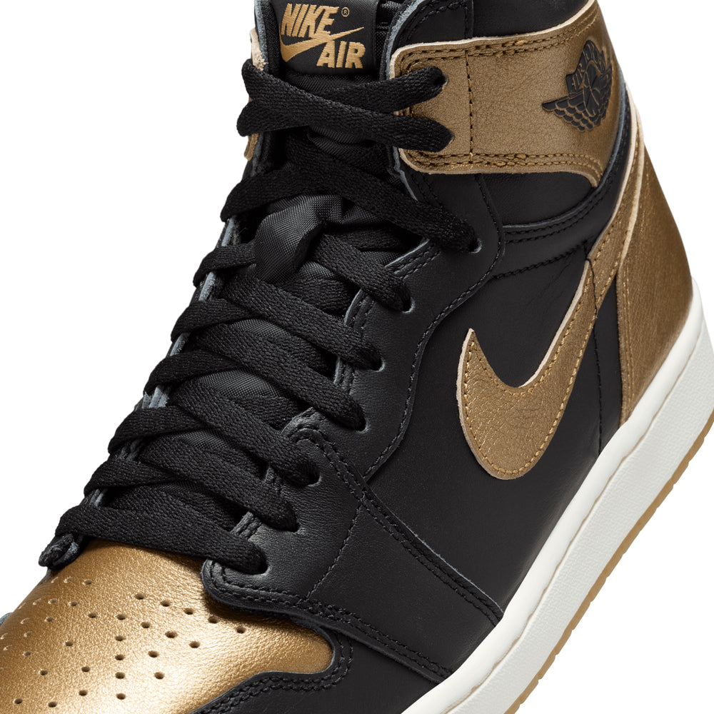 1 Retro High OG 'Black and Gold'