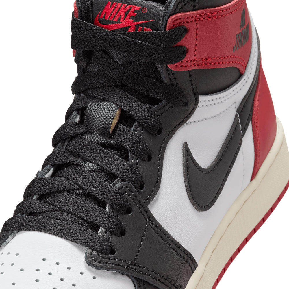 1 Retro High OG (GS) Kids 'Black Toe'