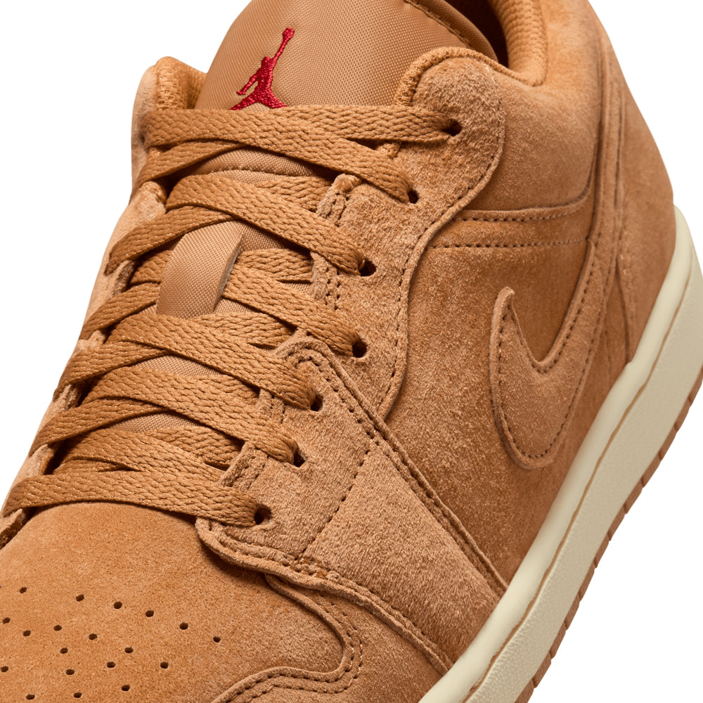 Air Jordan 1 Low SE