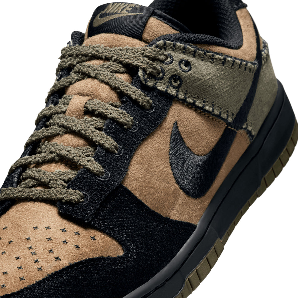 Dunk Low Retro SE