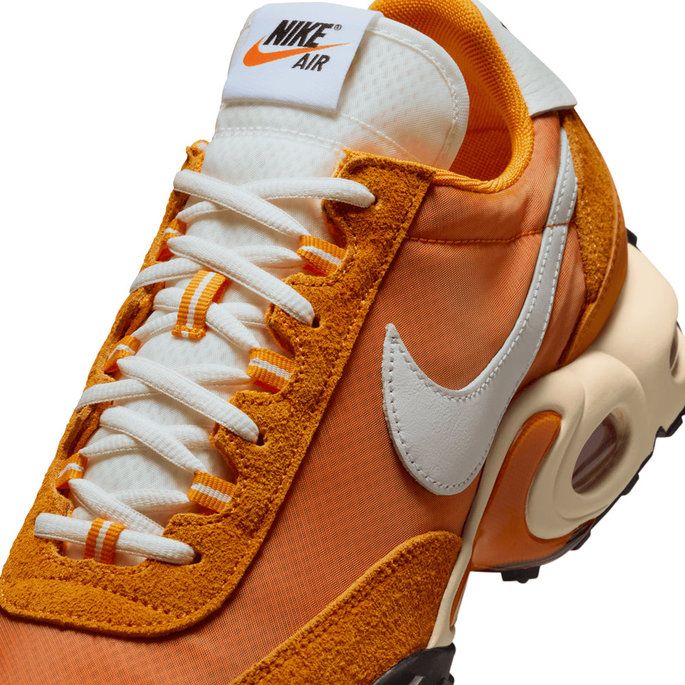 Air Max Waffle SP 2 | Shop Foster eCommerce