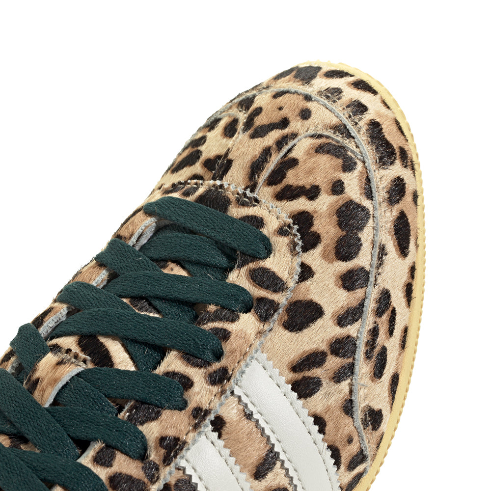 adidas Womens Japan (Magic Beige/Ivory/Aurora Ivy), 9.5